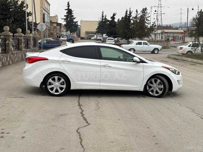 Hyundai Elantra 2012, 233,355 km - 1.8 л - Quba