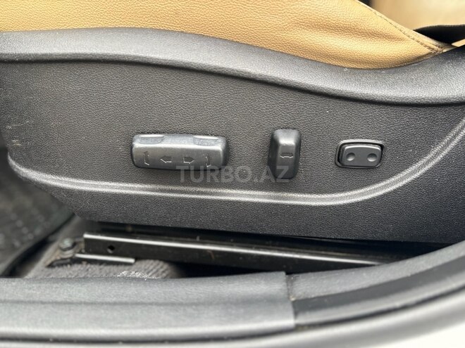 Hyundai Elantra 2012, 233,355 km - 1.8 л - Quba