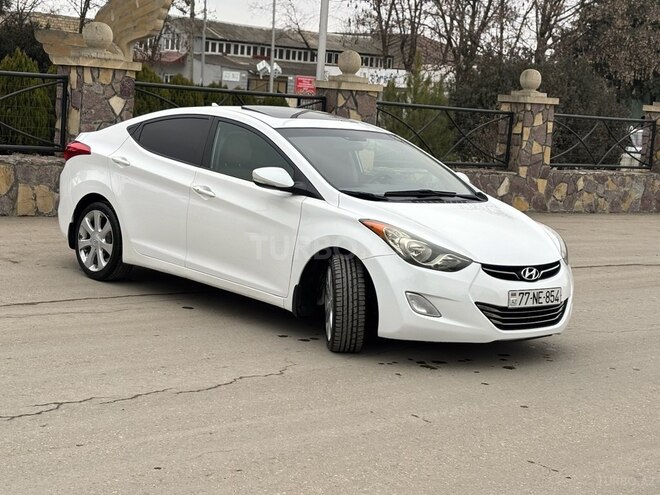 Hyundai Elantra 2012, 233,355 km - 1.8 л - Quba