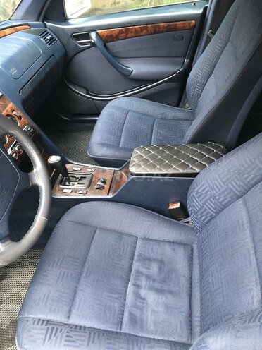 Mercedes C 200 1998, 330,000 km - 2.0 l - Bakı