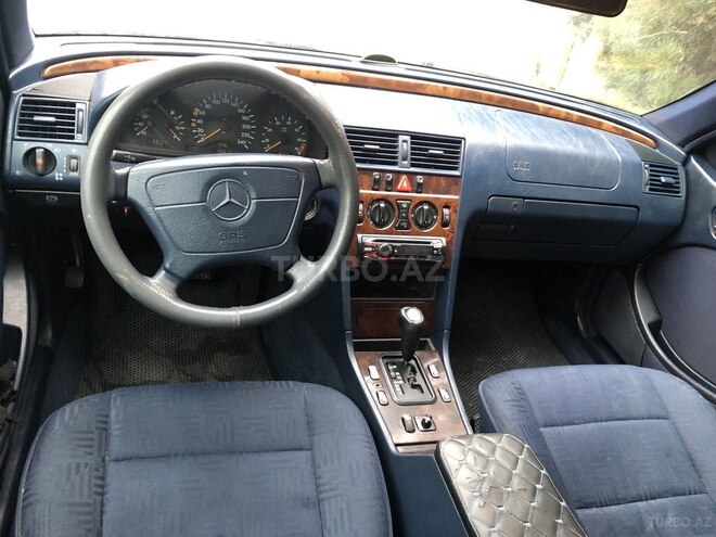 Mercedes C 200 1998, 330,000 km - 2.0 l - Bakı