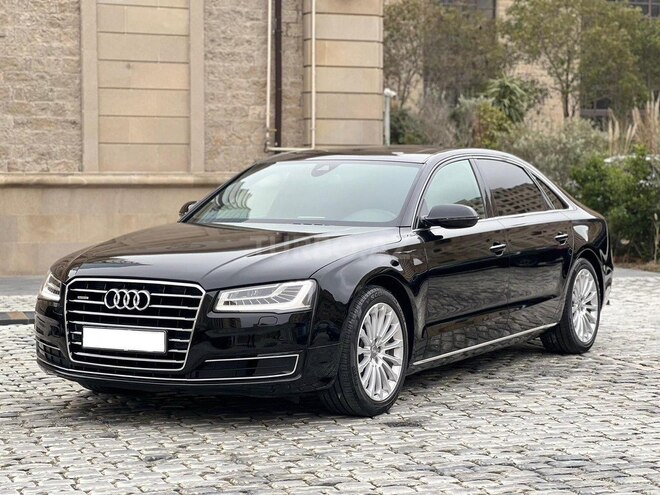 Audi A8-2