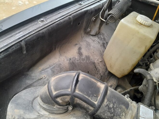 GAZ 31105 2004, 250,000 km - 2.4 l - Bakı