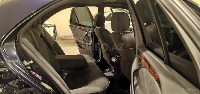 Mercedes E 270 2001, 245,000 km - 2.7 l - Sumqayıt