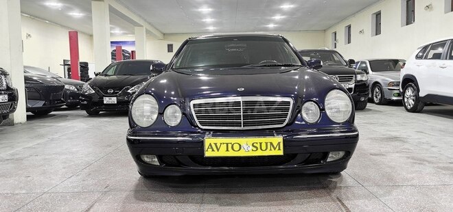 Mercedes E 270 2001, 245,000 km - 2.7 l - Sumqayıt
