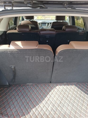 Kia Sorento-5