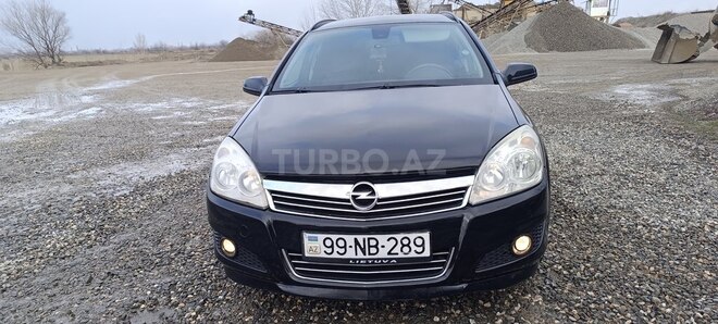 Opel Astra 2007, 265,000 km - 1.6 л - Quba