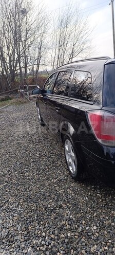 Opel Astra 2007, 265,000 km - 1.6 л - Quba