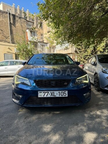 SEAT Leon-1