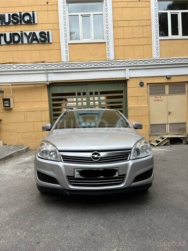 Opel Astra-1