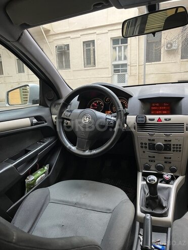 Opel Astra-7