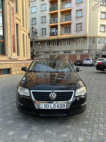 Volkswagen Passat 2005, 228,000 km - 2.0 l - Bakı