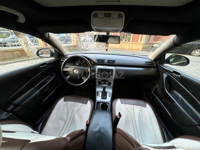 Volkswagen Passat 2005, 228,000 km - 2.0 l - Bakı
