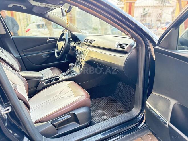 Volkswagen Passat 2005, 228,000 km - 2.0 l - Bakı