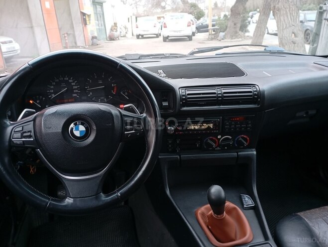 BMW 525 1994, 300,000 km - 2.5 l - Bakı
