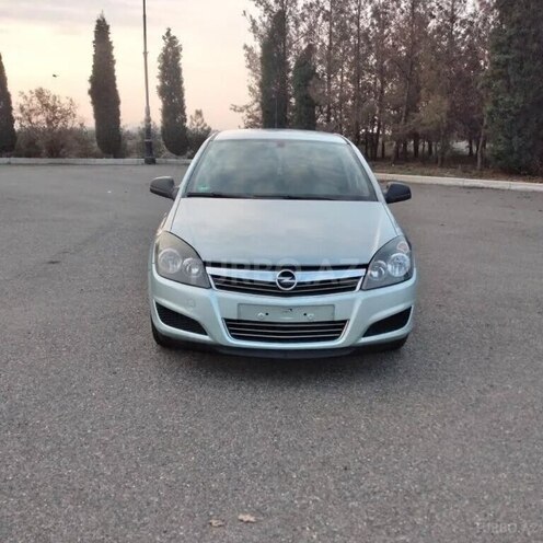 Opel Astra 2009, 190,000 km - 1.4 l - İsmayıllı