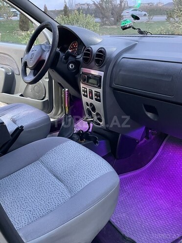Dacia Logan 2006, 298,980 km - 1.5 l - Bakı