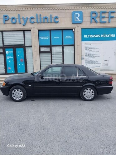 Mercedes C 220 1995, 220,000 km - 2.2 l - Bakı