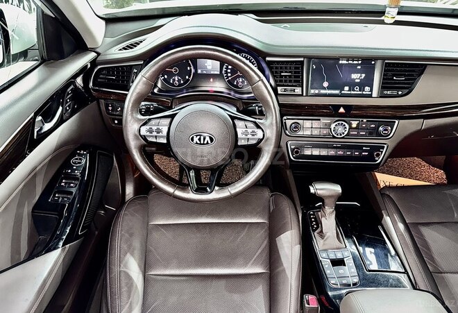 Kia K7-35
