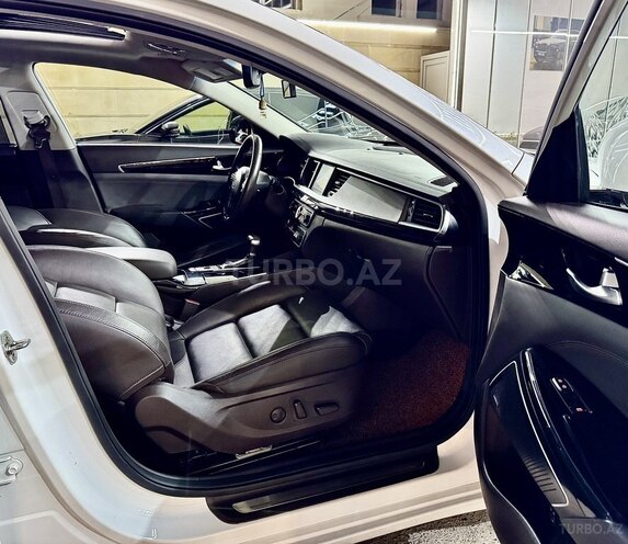 Kia K7-41