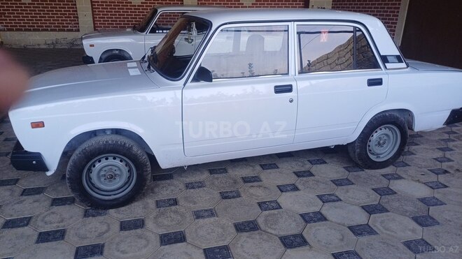 LADA (VAZ) 2107 2009, 65,000 km - 1.6 l - Bakı