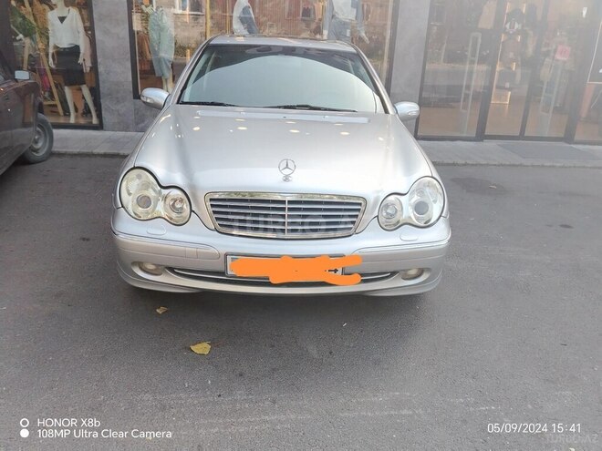 Mercedes C 200 2001, 285,000 km - 2.0 l - Bakı