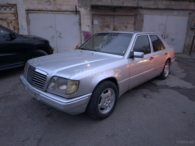 Mercedes E 220 1994, 452,892 km - 2.2 l - Bakı