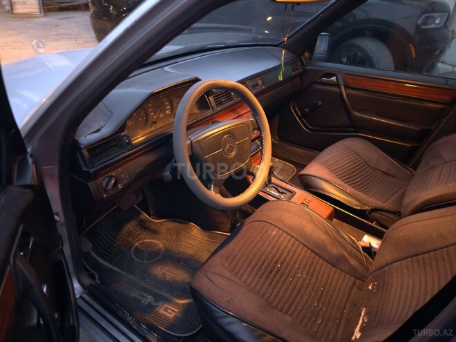 Mercedes E 220 1994, 452,892 km - 2.2 l - Bakı