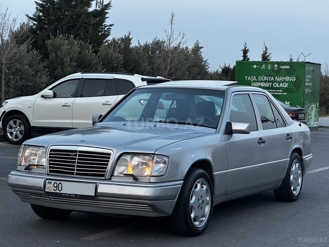 Mercedes E 280 1993, 348,000 km - 2.8 л - Bakı