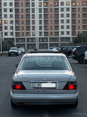 Mercedes E 280 1993, 348,000 km - 2.8 л - Bakı