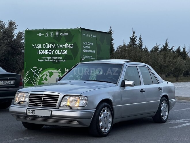 Mercedes E 280 1993, 348,000 km - 2.8 л - Bakı