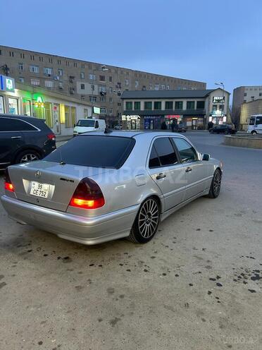 Mercedes C 230 2000, 250,000 km - 2.3 l - Bakı