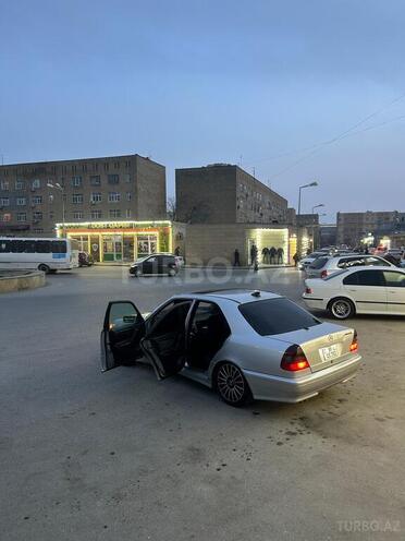 Mercedes C 230 2000, 250,000 km - 2.3 l - Bakı