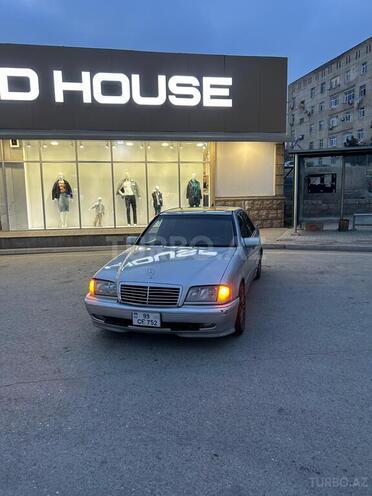 Mercedes C 230 2000, 250,000 km - 2.3 l - Bakı
