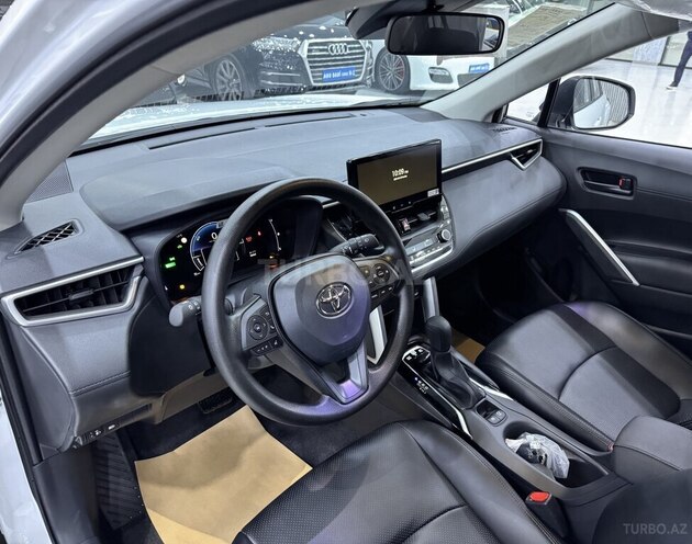Toyota Corolla Cross-9