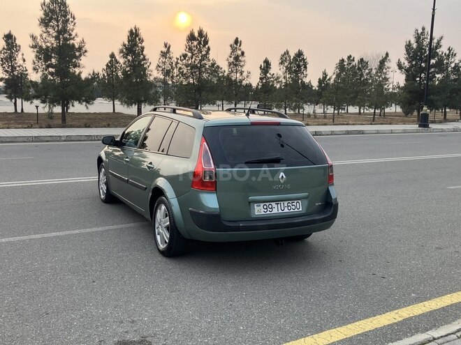 Renault Megane-7