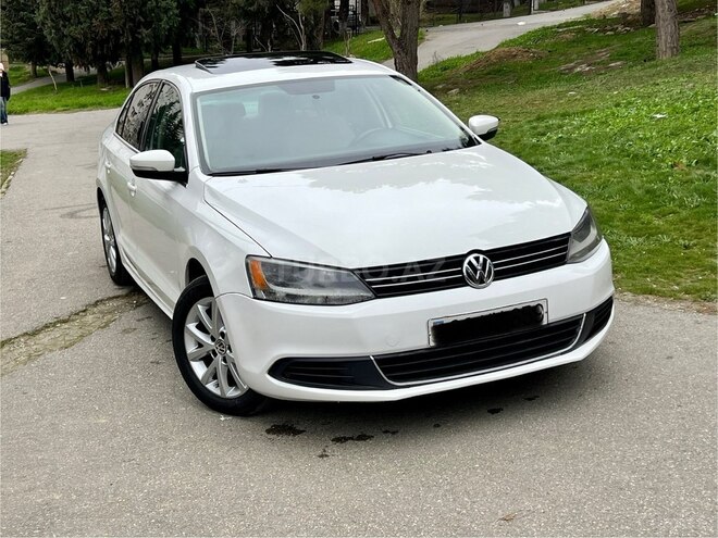 Volkswagen Jetta-5