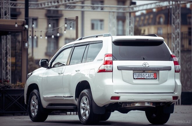 Toyota Land Cruiser Prado 2014, 124,000 km - 2.7 л - Bakı