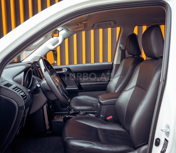 Toyota Land Cruiser Prado 2014, 124,000 km - 2.7 л - Bakı