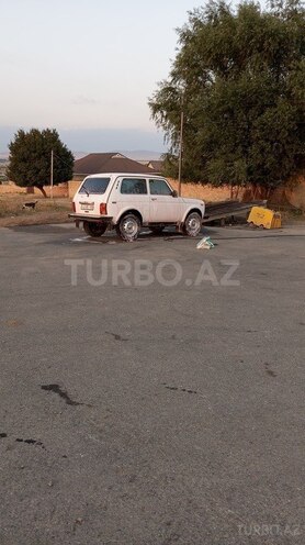 LADA (VAZ) Niva 2011, 154,213 km - 1.7 l - Lerik