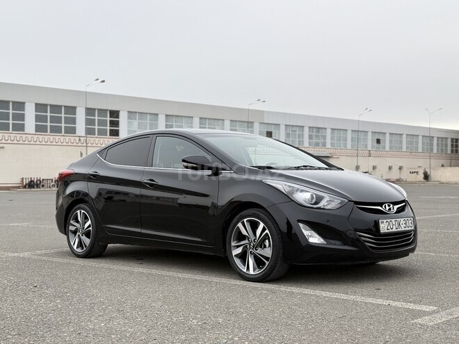 Hyundai Elantra-6