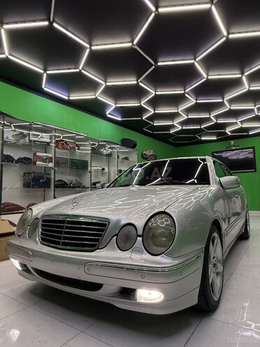 Mercedes E 200 d 1999, 320,000 km - 2.2 l - Bakı