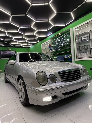 Mercedes E 200 d 1999, 320,000 km - 2.2 l - Bakı