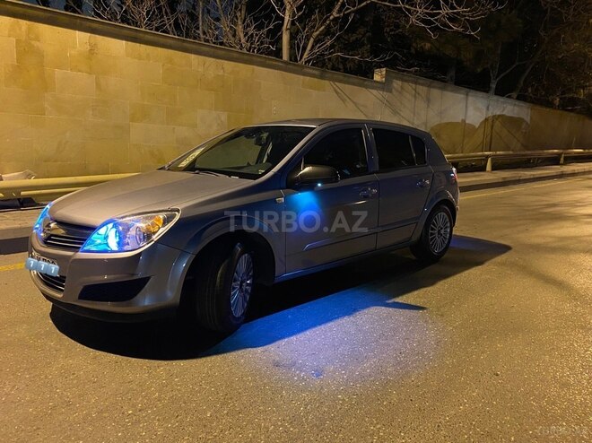 Opel Astra 2008, 240,000 km - 1.4 л - Bakı