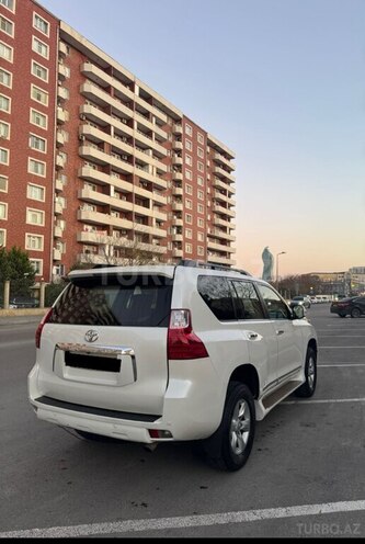 Toyota Land Cruiser Prado 2013, 270,000 km - 2.7 l - Bakı