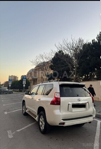 Toyota Land Cruiser Prado 2013, 270,000 km - 2.7 l - Bakı