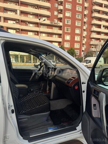 Toyota Land Cruiser Prado 2013, 270,000 km - 2.7 l - Bakı