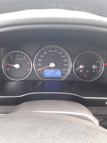 Hyundai Santa Fe 2010, 195,000 km - 2.0 l - Gəncə