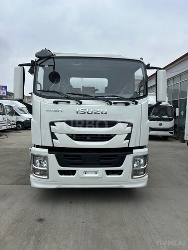 Isuzu Giga-1