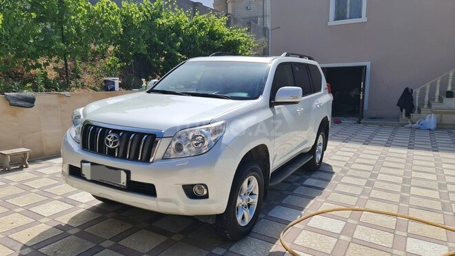 Toyota Land Cruiser Prado 2012, 130,000 km - 2.7 л - Bakı